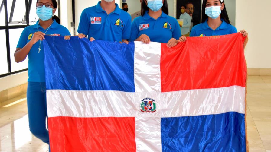 Cuatro estudiantes representarán al país en Olimpiadas de Matemáticas 