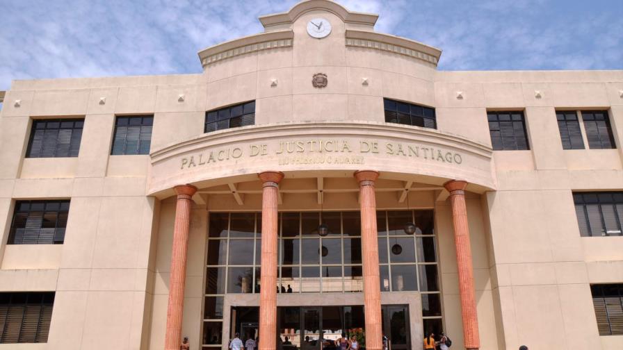 MP pide prisión contra mujer acusada de matar a golpes a su hija recién nacida en Santiago