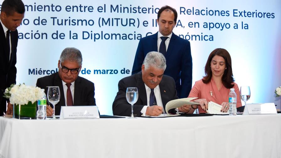 Instituciones acuerdan promocionar gastronomía criolla como marca país 