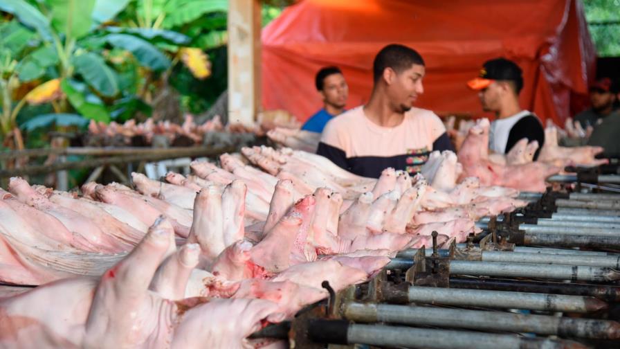 Suben precios de los huevos y carne de cerdo