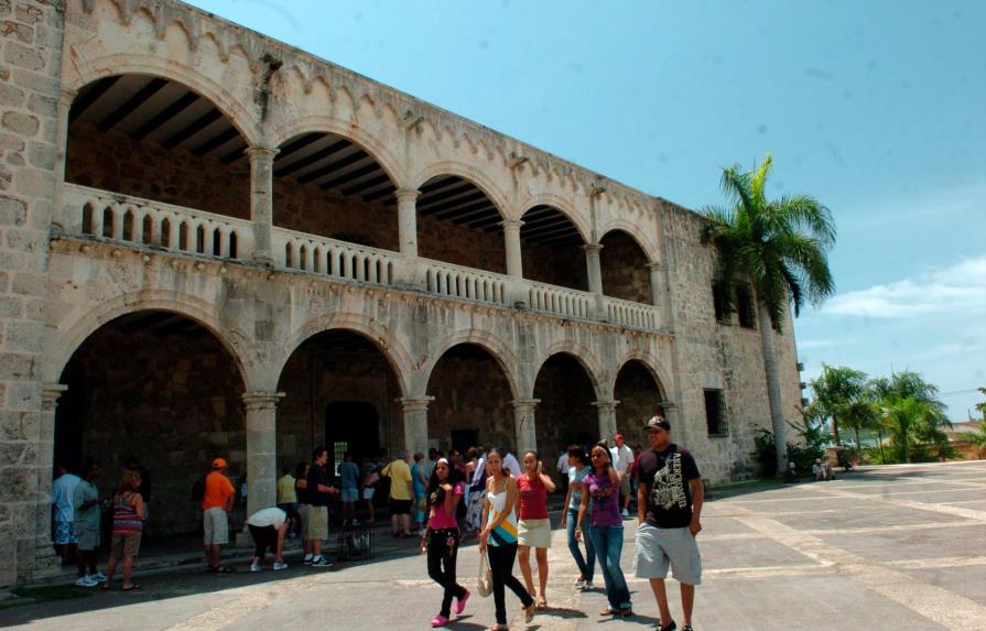 Lanzan proceso de excepción para restaurar el Alcázar de Colón