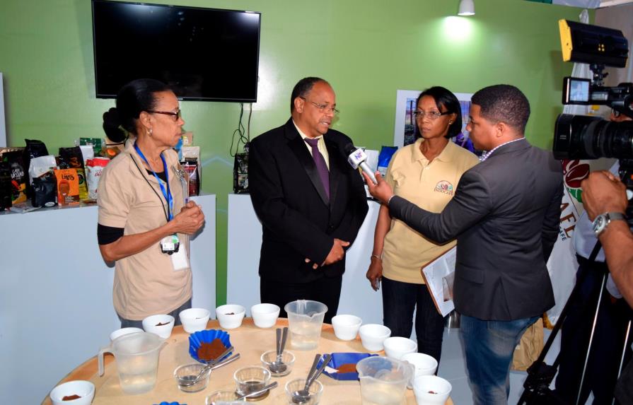 Indocafe realiza catación de cafés dominicanos