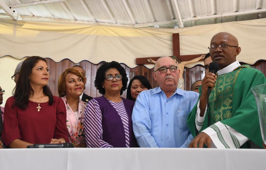 Gobierno invertirá RD$30 millones en construcción de iglesia en barrio Enriquillo en Herrera