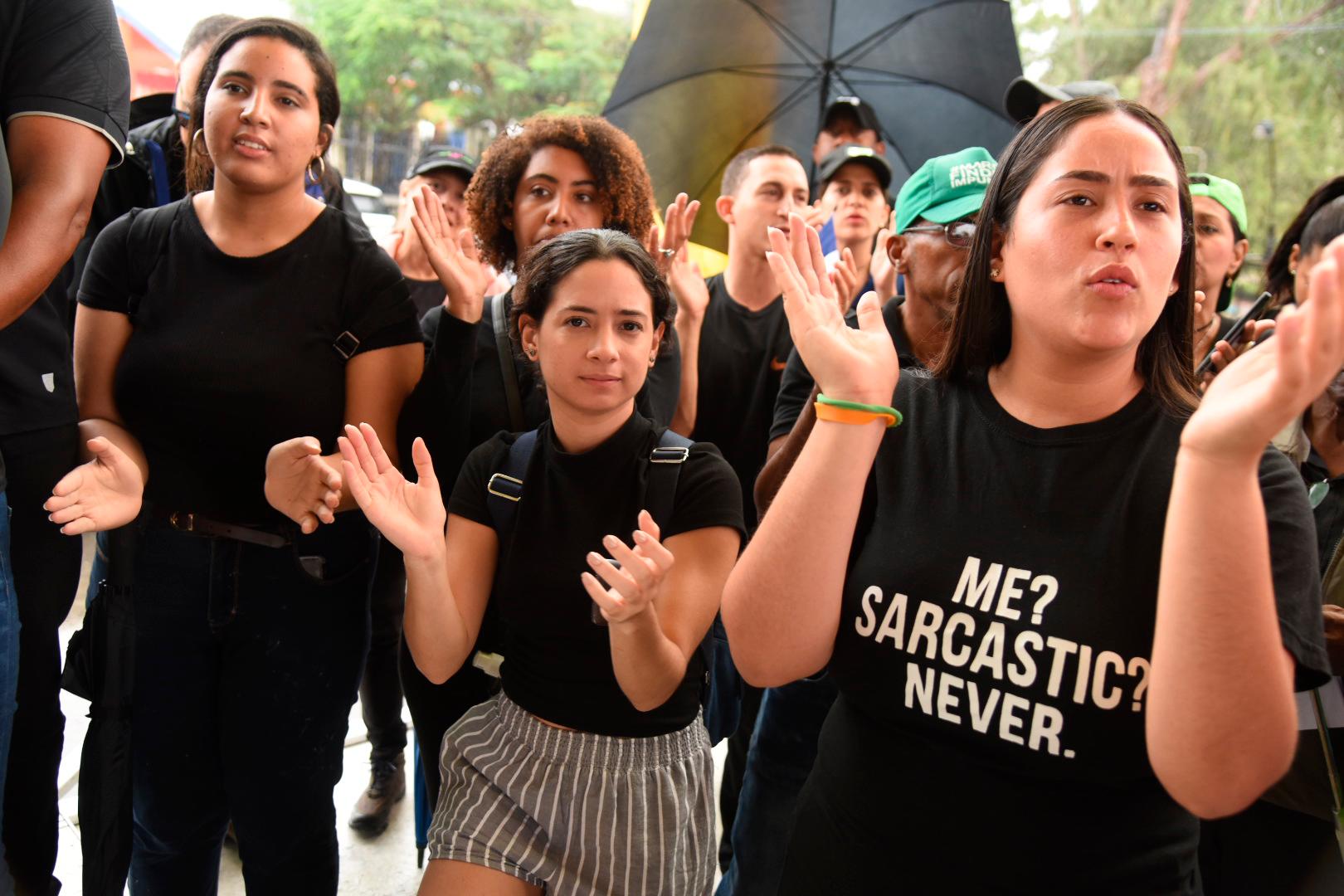 Más jóvenes en la actividad.