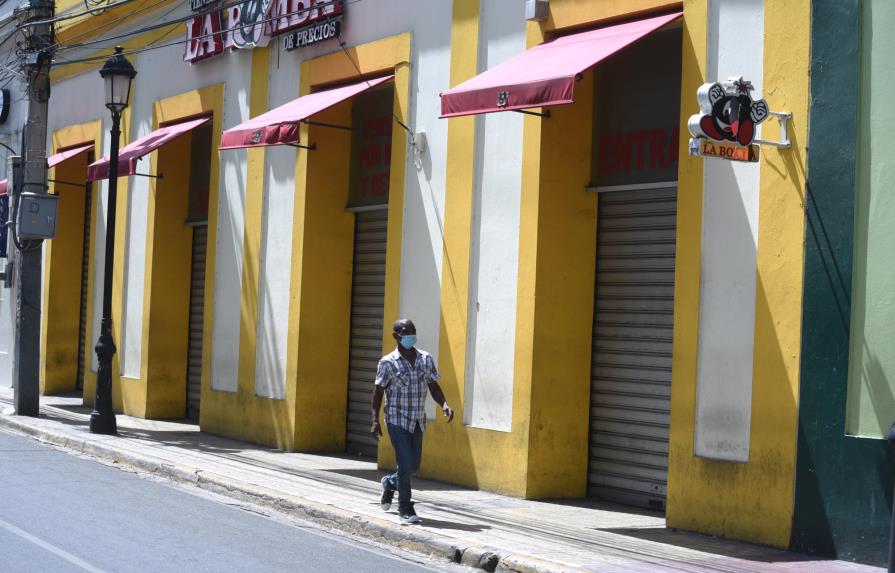 Dirigente empresarial afirma hubo cuantiosas pérdidas por cierre de establecimientos en Santiago