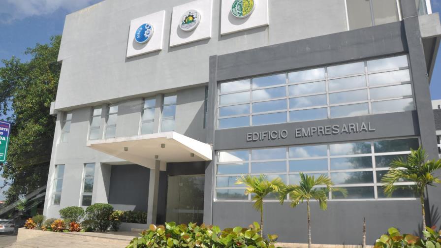 Las obras que sugirió construir la Cámara de Comercio de Santiago al presidente Abinader Las obras que sugirió construir la Cámara de Comercio de Santiago al presidente Abinader