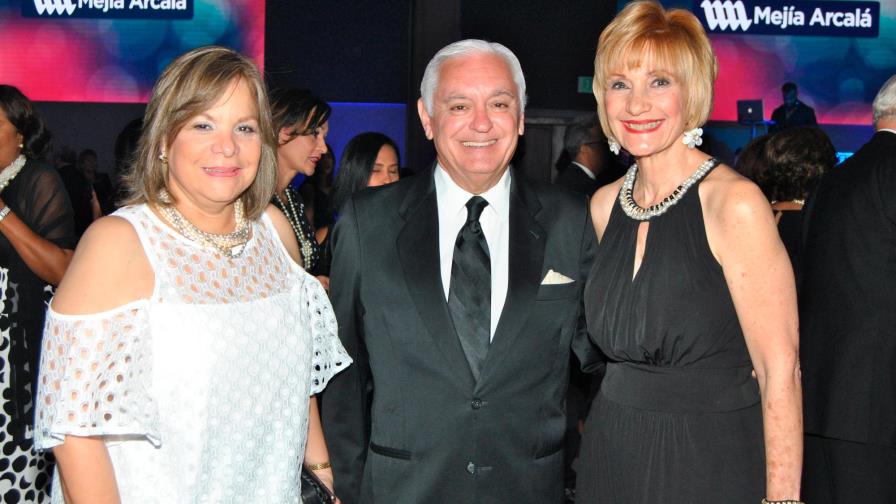 TV Revista festejó 30 años  en la televisión dominicana