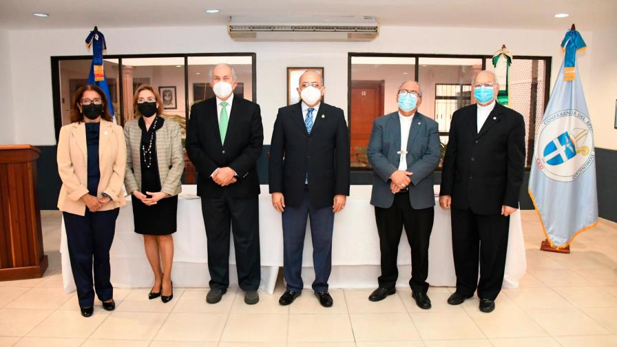 Conape pide a instituciones que sirven a envejecientes regularizar sus operaciones