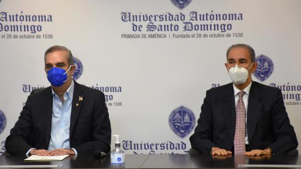 Abinader manifiesta su compromiso con mejorar calidad de educación superior