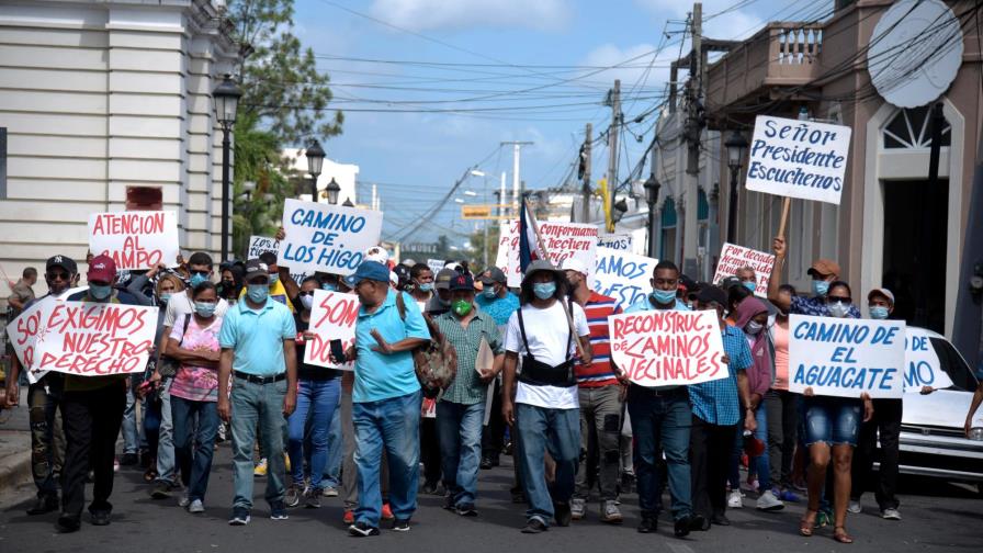 Vuelven a marchar en Santiago por reparación de caminos vecinales en la cordillera Septentrional