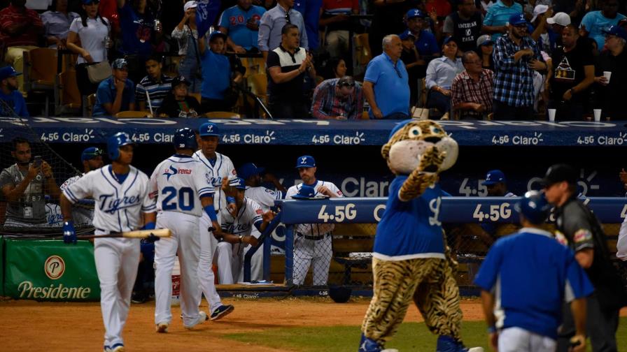 Licey tras empate con las Águilas 