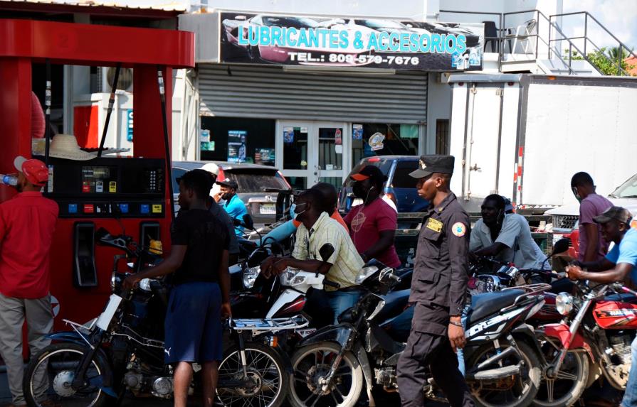 Escasez de combustible en Haití obligó al cierre de consulado dominicano 