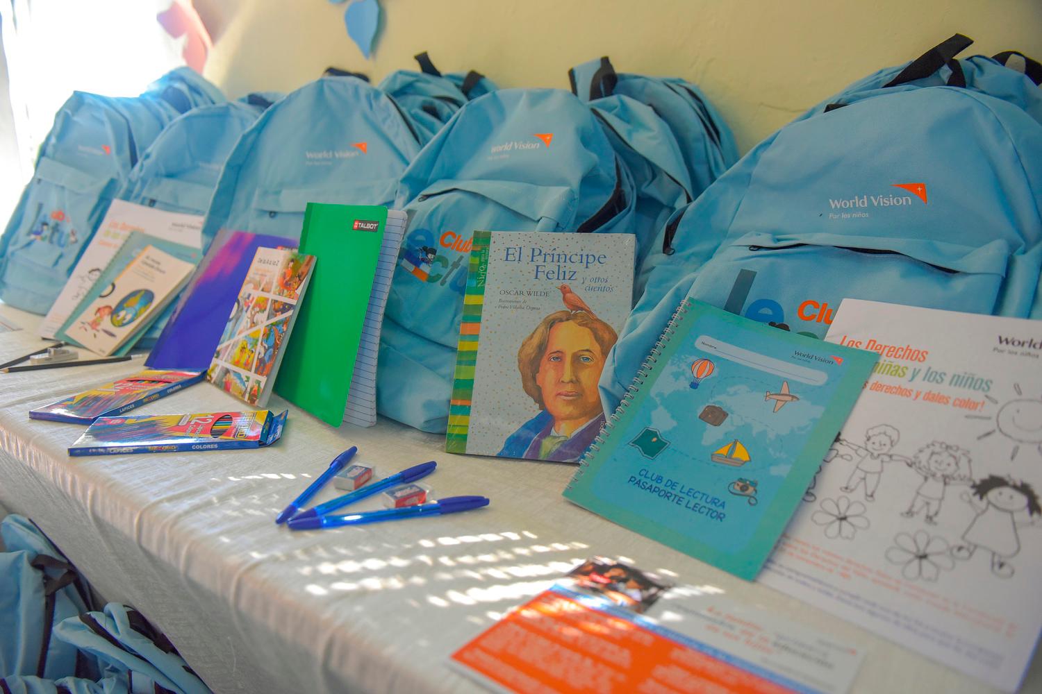 Estos kits de aprendizaje propician los hábitos de lectura y de estudio y la incorporación de la familia en los procesos educativos. 