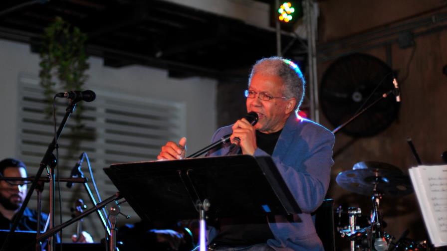 “Piano y Bar” es aplaudido en Lucía