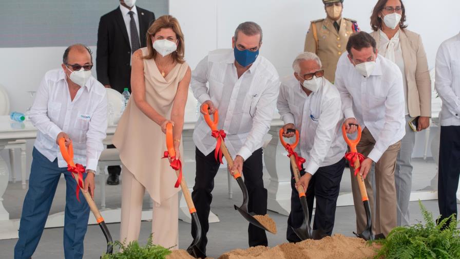 Abinader: “Es el mejor momento de invertir en la República Dominicana”