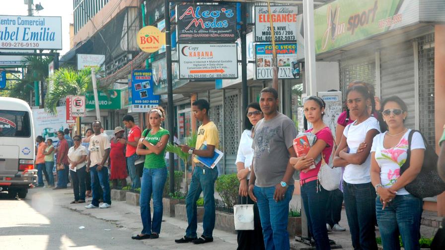 Anuncian paro de transporte en zona de Santiago