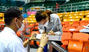 Educación entrega mil computadoras a profesores y estudiantes del Cibao