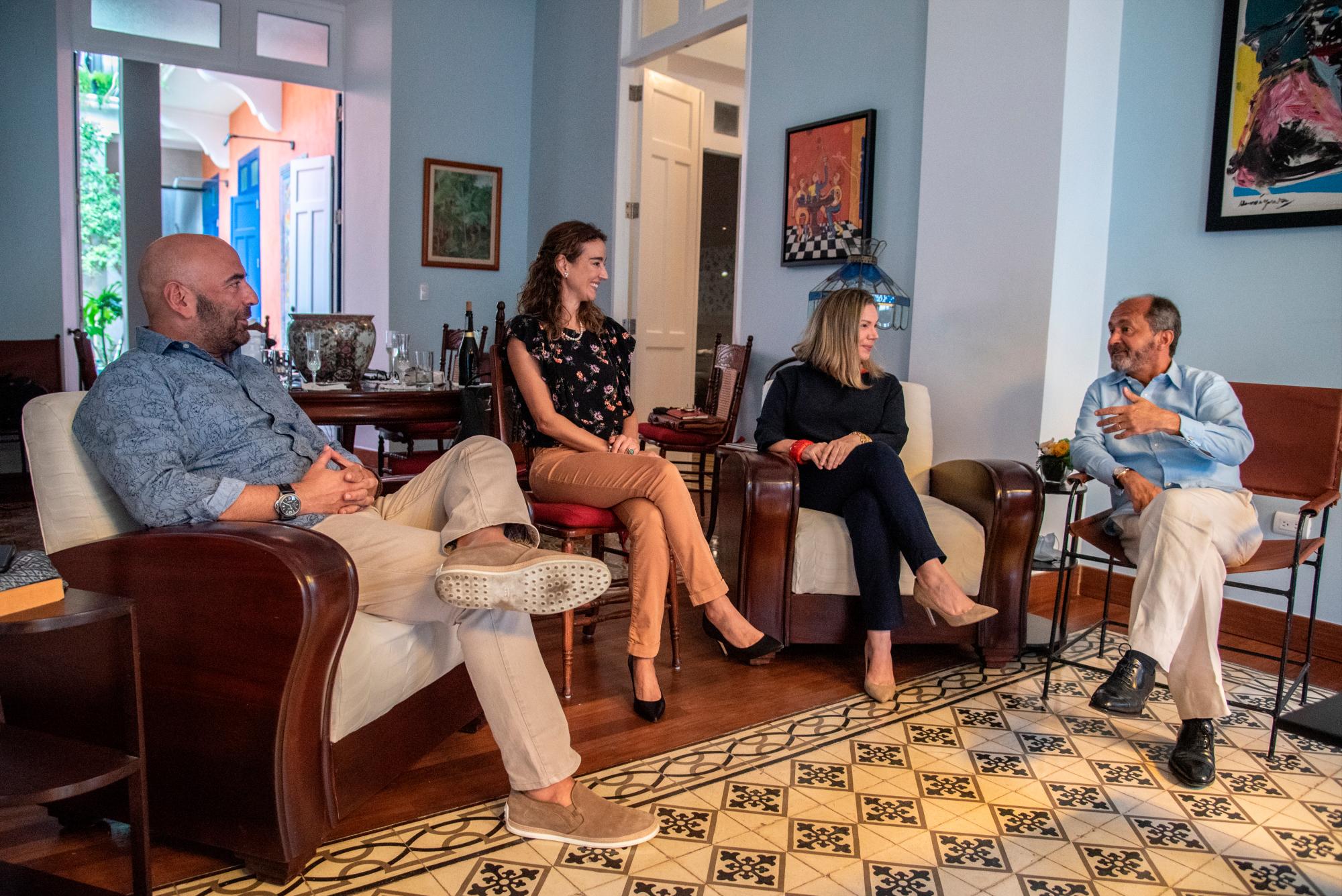 César Wonenburguer, Bingene Armenteros, Margarita Miranda Mitrov y Fernando Casanova.