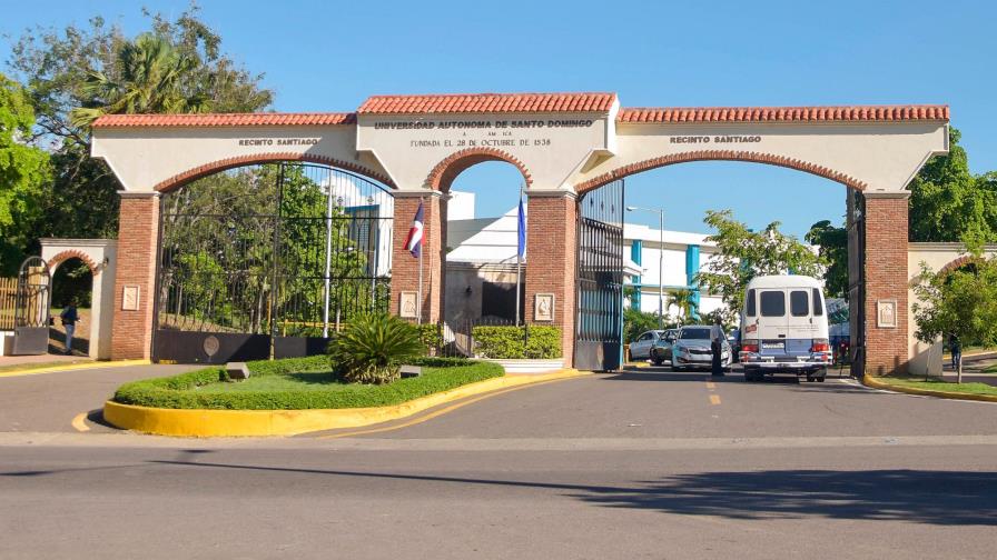 Denuncian ola de robos y atracos en recinto de la UASD en Santiago 