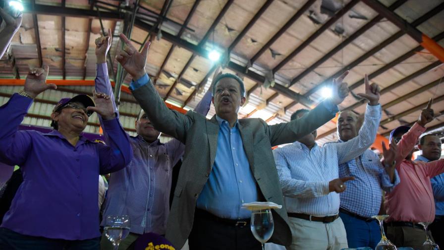 Leonel dice en abril presentará los 2 millones de firmas “y no hay marcha atrás”