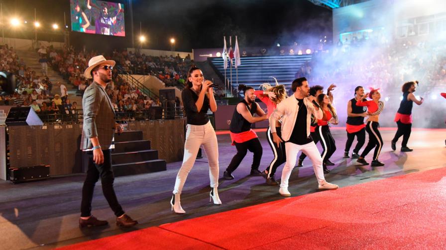 Las olimpiadas especiales de tenis se inician a ritmo de música Las olimpiadas especiales de tenis se inician a ritmo de música