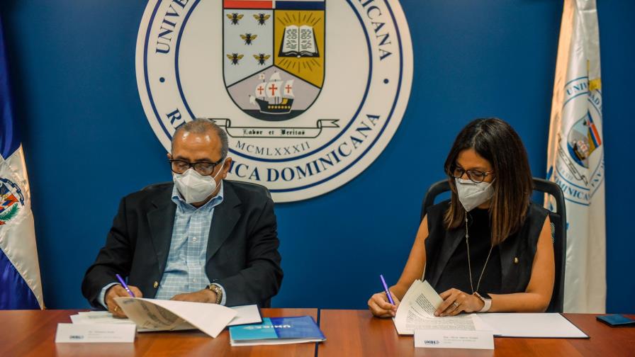  Salud Pública y Unibe acuerdan incrementar capacidad de procesamiento pruebas PCR