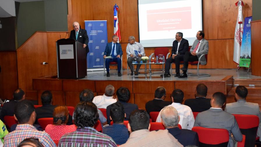 MEM asume movilidad eléctrica como parte importante de su agenda MEM asume movilidad eléctrica como parte importante de su agenda