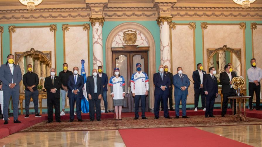 Abinader: “En el 21 vamos a traer la corona 21 para la República Dominicana”