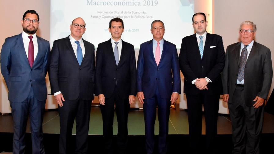 Aseguran que el desarrollo tecnológico no ha destruido empleos Aseguran que el desarrollo tecnológico no ha destruido empleos