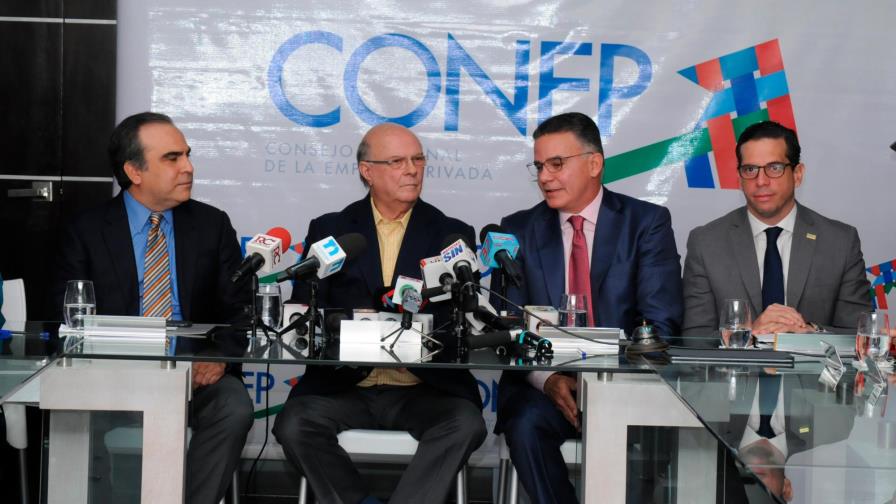 Hipólito Mejía apoya JCE disponga fondos para primarias de partidos