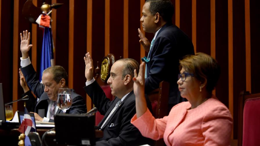 Senado aprueba modificación al Presupuesto 2018