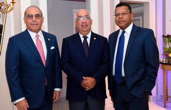 Banreservas agasaja en FITUR a empresarios turísticos