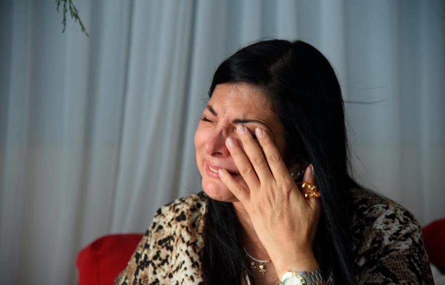 La desesperación de una madre dominicana cuyo hijo, marine estadounidense, está en Irak