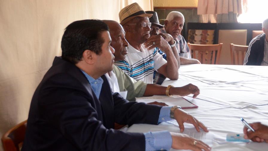 Choferes envejecientes demandan del Gobierno  pensiones y jubilaciones 