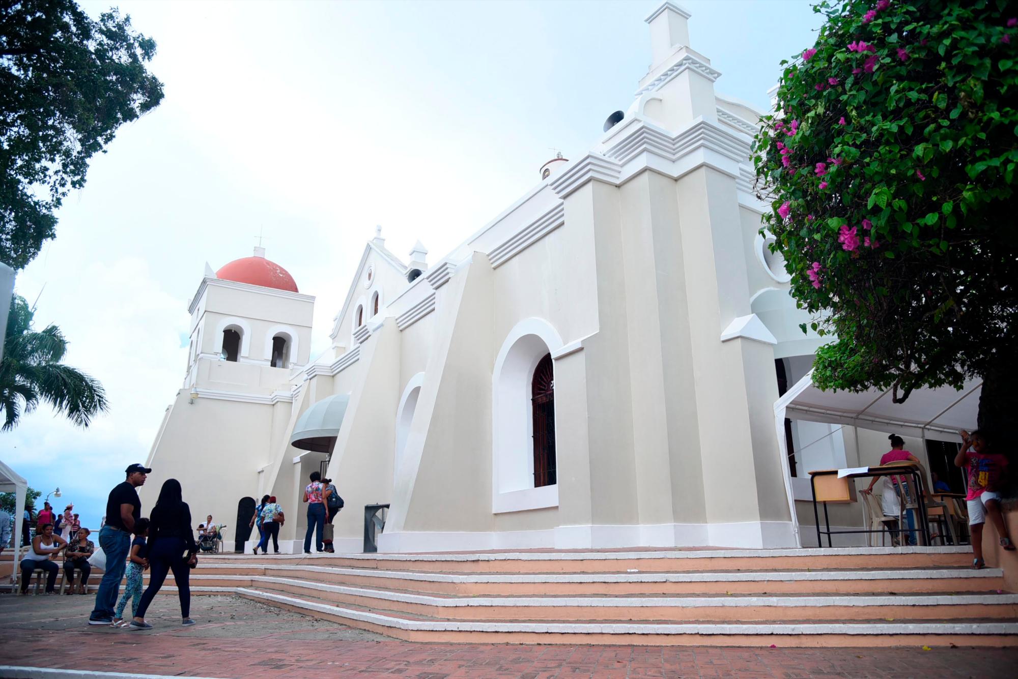 Vista del Santuario-parroquia de la Virgen de las Mercedes.