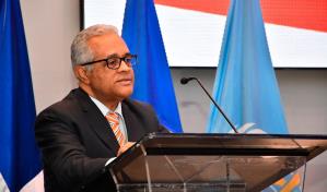 Ministro de Salud Pública califica de imprudente marcha de los médicos 