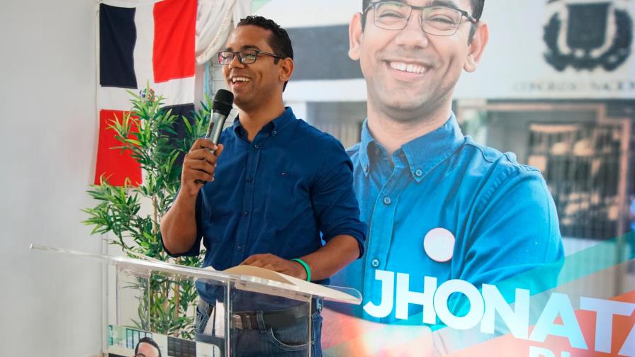 Aspirante a diputado llama a militares a no interferir en las primarias del domingo