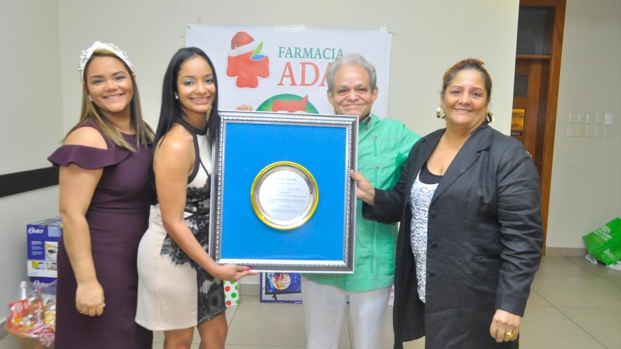 Farmacia ADA celebró su 40 aniversario