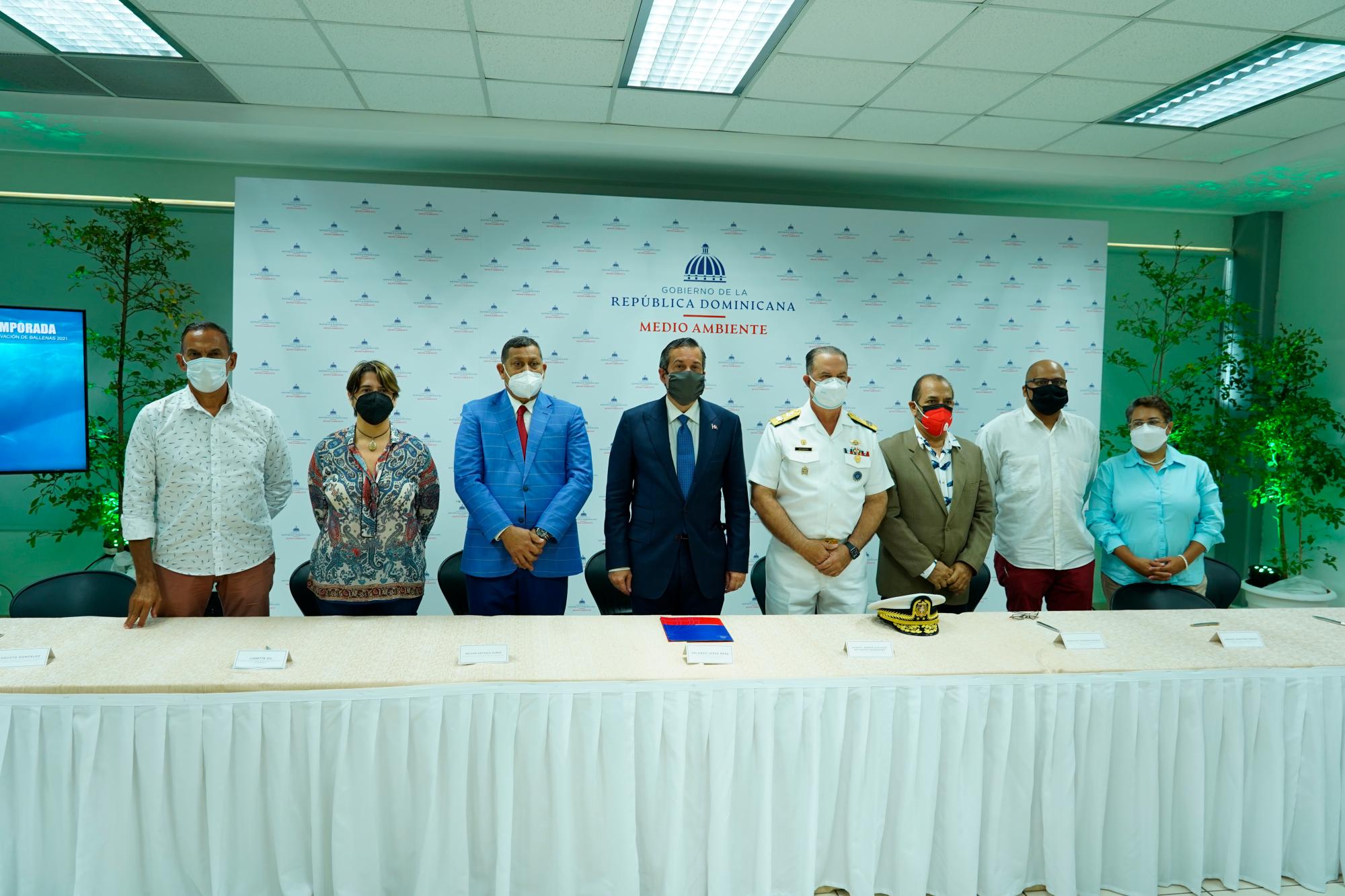 Firmantes del convenio.