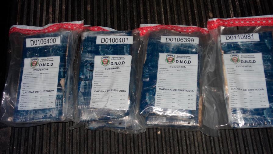 Apresan dominicano que pretendía llevar 22 kilos de cocaína a Puerto Rico en el ferry 