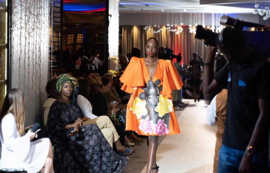 La creatividad africana desfila en la Dakar Fashion Week 