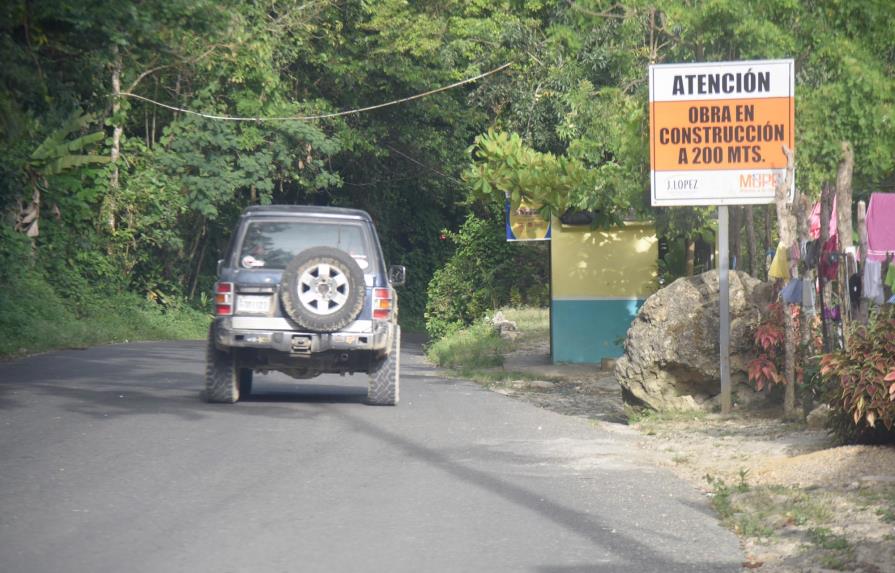Se quejan  por la paralización carretera San Víctor en Moca