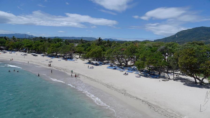 Cierran parques y balnearios en Puerto Plata para evitar aglomeraciones de personas