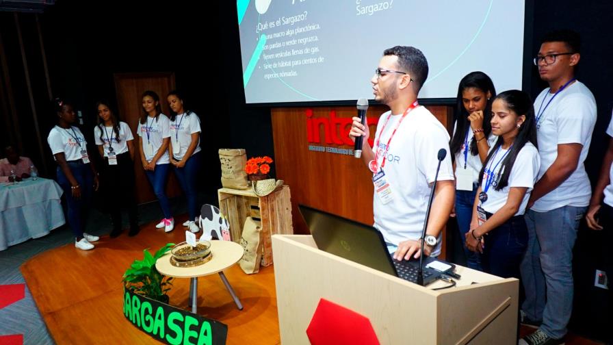 Productos desarrollados en campamento de dominicanos sobresalientes