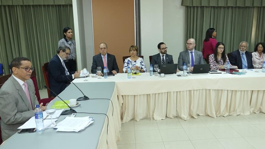 Comisión de Seguridad Social del Senado define plan para modificar Ley 87-01 Comisión de Seguridad Social del Senado define plan para modificar Ley 87-01