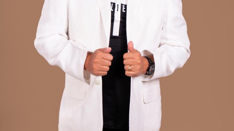 Fernando Villalona: “Es muy difícil que haya sustituto para Johnny Ventura”
“Es muy difícil que
haya sustituto para
Johnny Ventura”