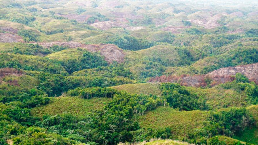 Los Haitises; la historia de un desalojo que nunca termina