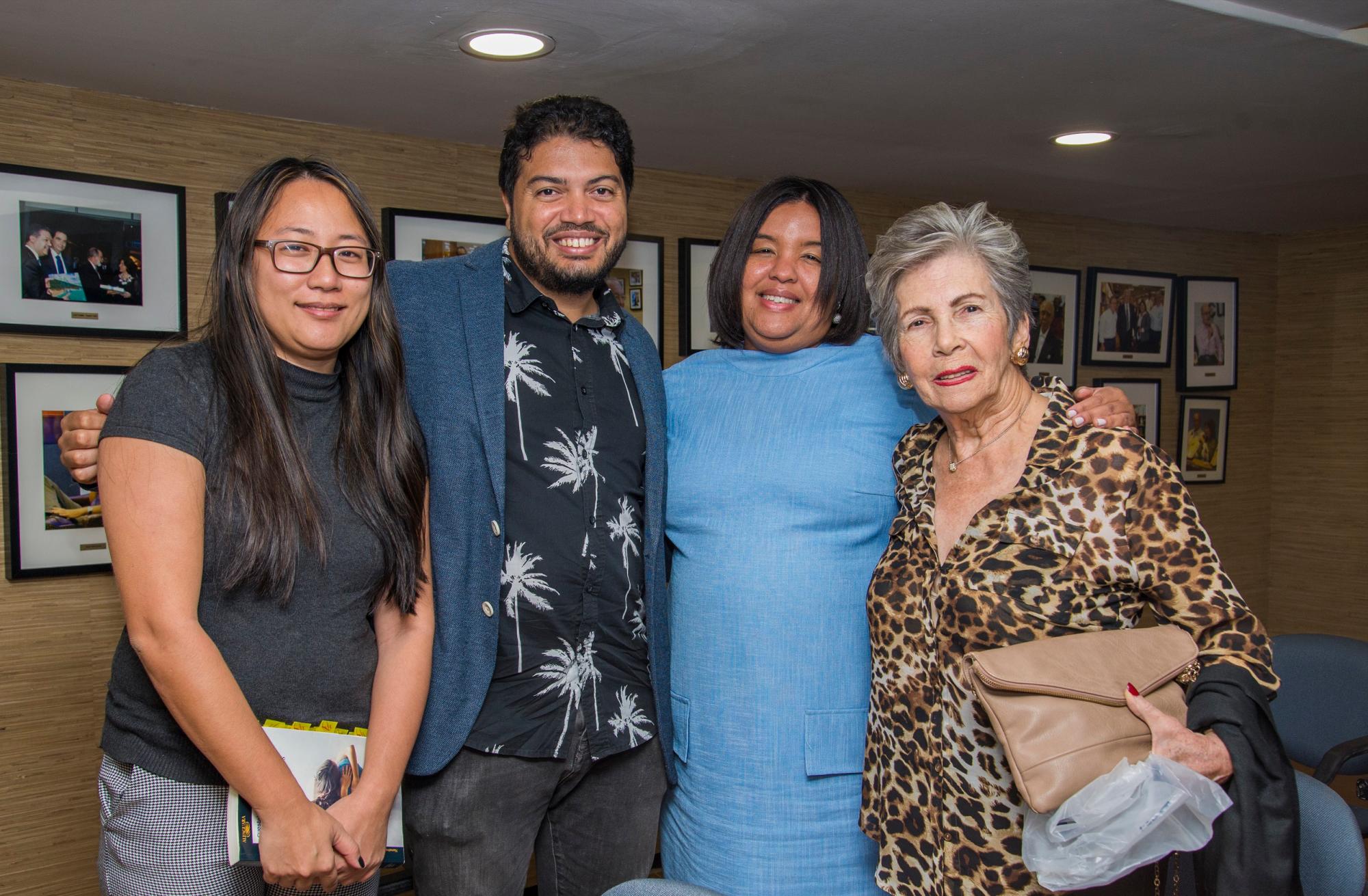 Ching Ling Ho, Frank Báez, Giselle Moreno y Lisette Purcell.