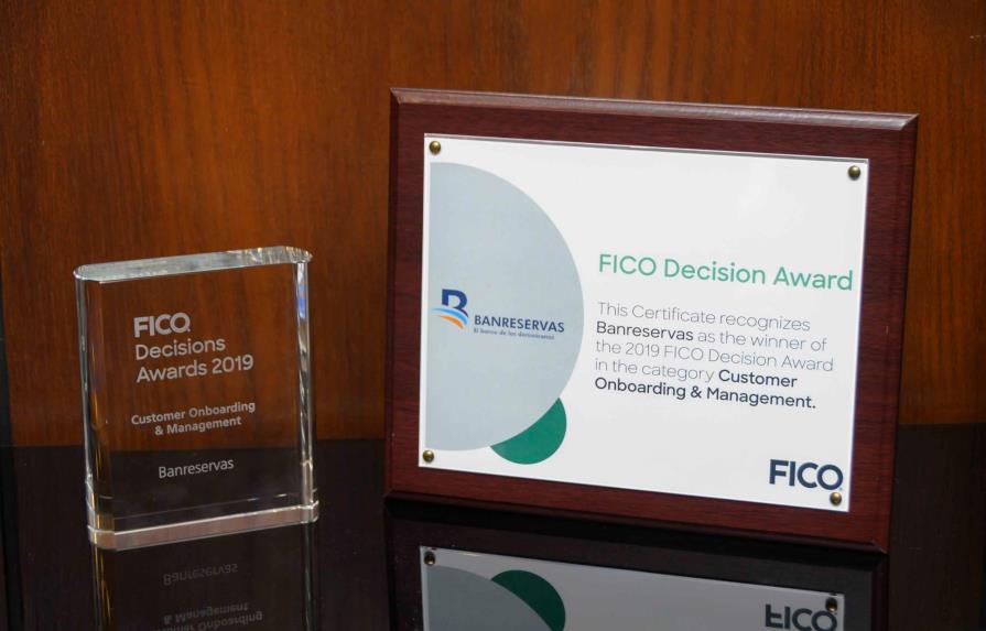 Banreservas gana premio FICO Decisions Awards a la captación y gestión de clientes