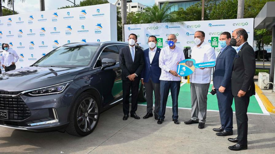 Gerente del Banreservas indica Expomóvil contribuirá a dinamizar la economía